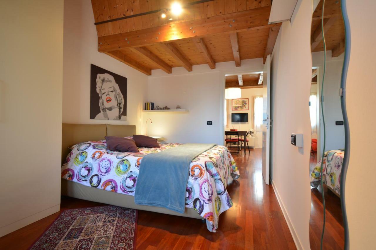 Casa Vacanze Chez La Reine - Holiday Home Vicenza Eksteriør bilde